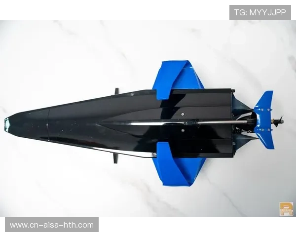 赛艇队完成阶段考核，多船组合成绩稳中有升